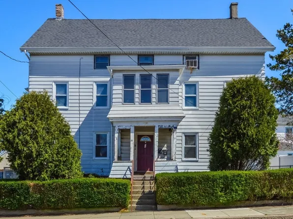 58 Downing St, Fall River, MA 02723