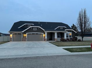 5176 W Harker St, Eagle, ID 83616