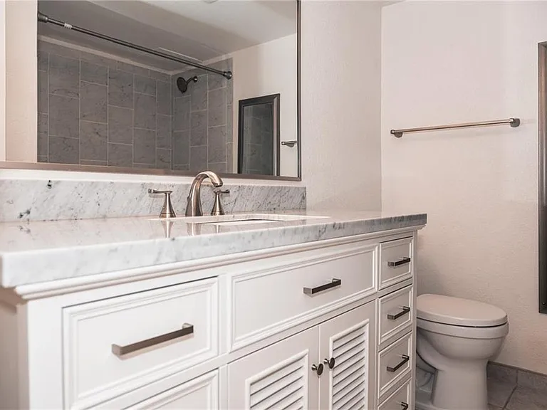 2425 Ashdale Dr #60 — Photo 7