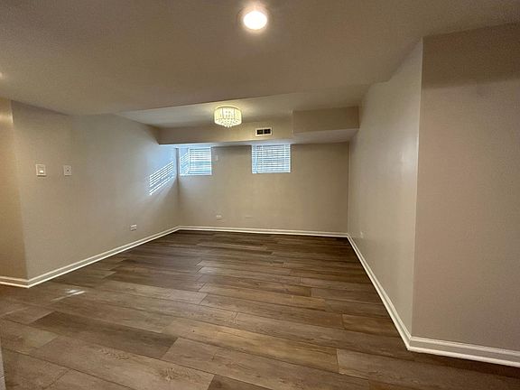 5th image of 5742 S Indiana Ave #B