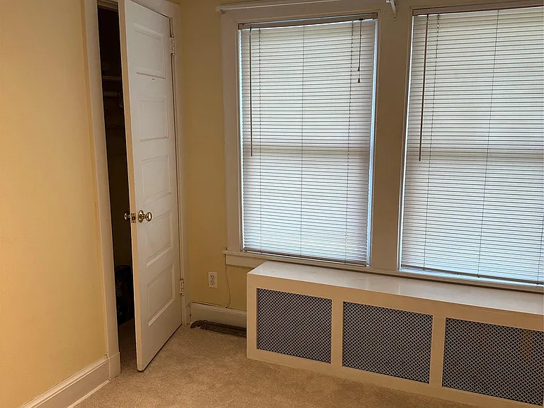 63 Franklin Ave #2 — Photo 5