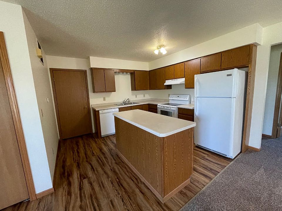 1st image of 13297 39th Ave N #13297