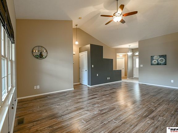 4th image of 5964 Billings Dr