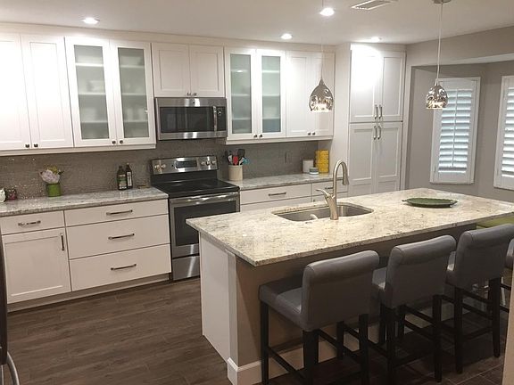 5th image of 5471 Cynthia Ln Unit 6