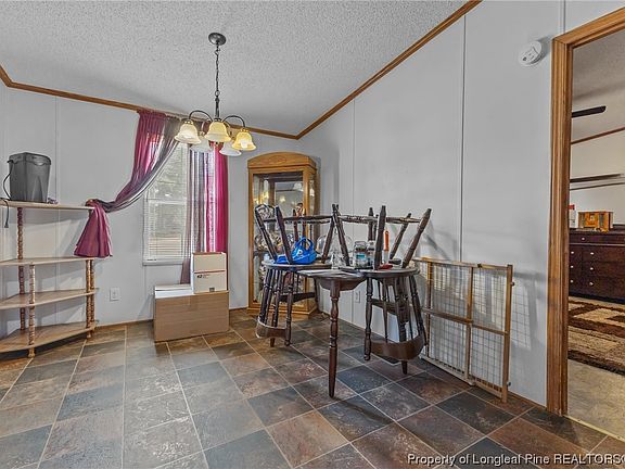 4th image of 269 Frontier Dr