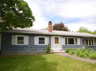 20 Valley View Cir, Amherst, MA 01002