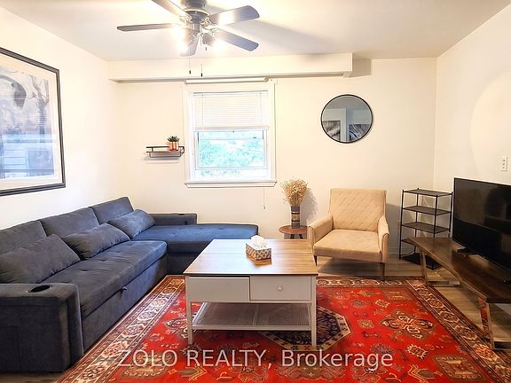 3rd image of 20 Bridesburg Dr #3