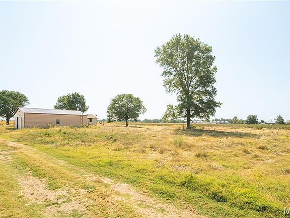 5th image of 3517 County Road 675