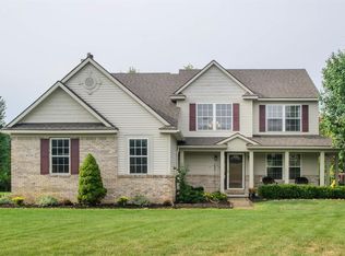 8791 Hidden Woods Ct, Dexter, MI 48130