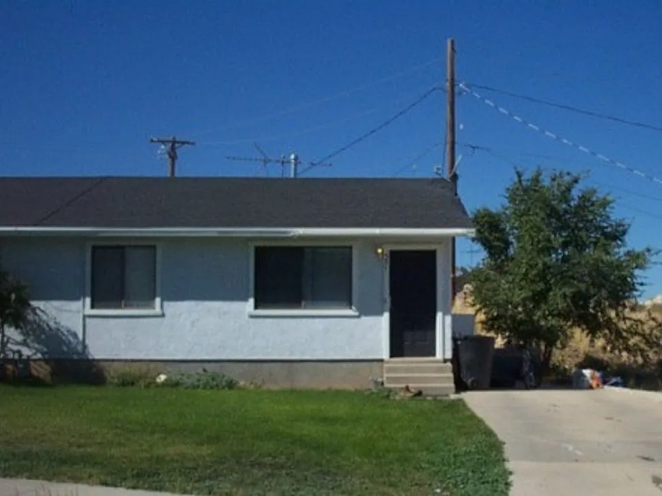 323 & 331 N 1600 W