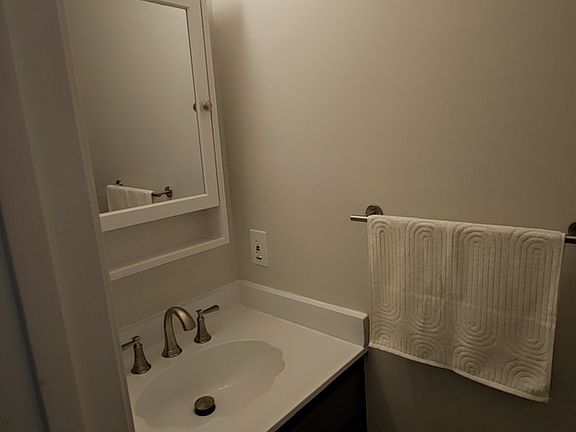 2nd image of 7167 Williamsburg Dr #33