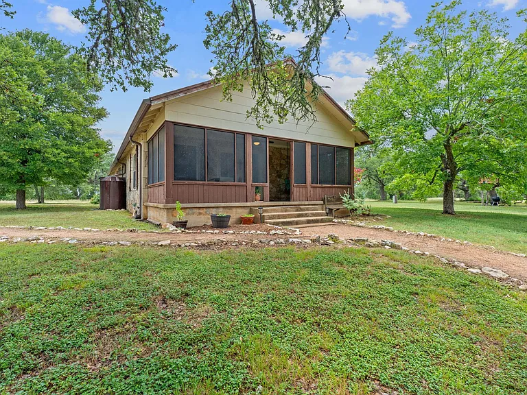 3468 Elder Hill Rd — Photo 31