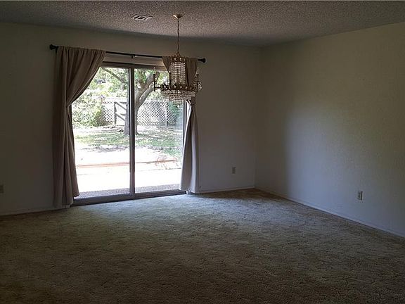 5th image of 2 Carter Cir