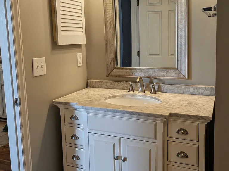 3220 Selwyn Farms Ln #8 — Photo 12