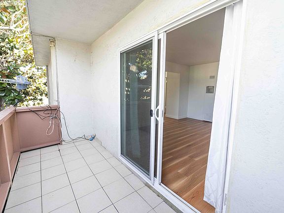 2nd image of 1700 Market Ave APT 6