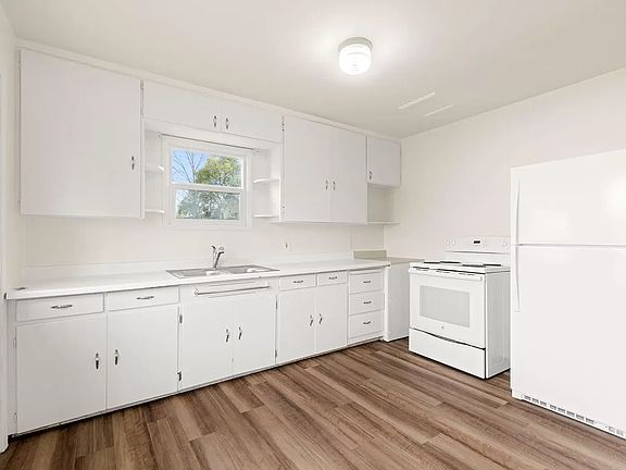4th image of 2391 Wilsey Dr