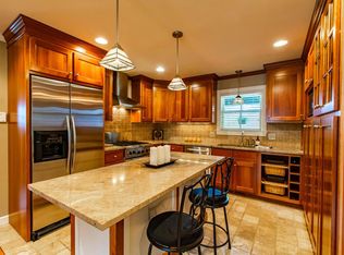 2651 N Star Rd, Columbus, OH 43221