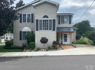 505 Depot St, Kellogg, IA 50135