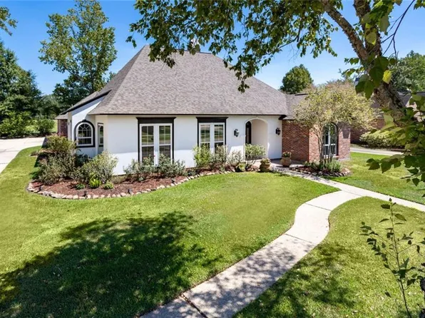 626 Shadow Oak Dr, Baton Rouge, LA 70810