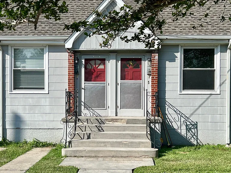 7703 Green St — Photo 2