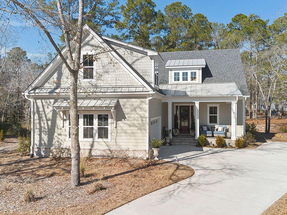 1st image of 656 Kempton Court SE