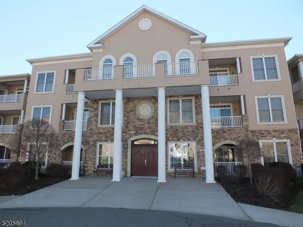 506 Cleveland Ln., Rockaway Twp., NJ 07866