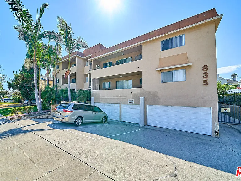 835 S Norton Ave #15 — Photo 30