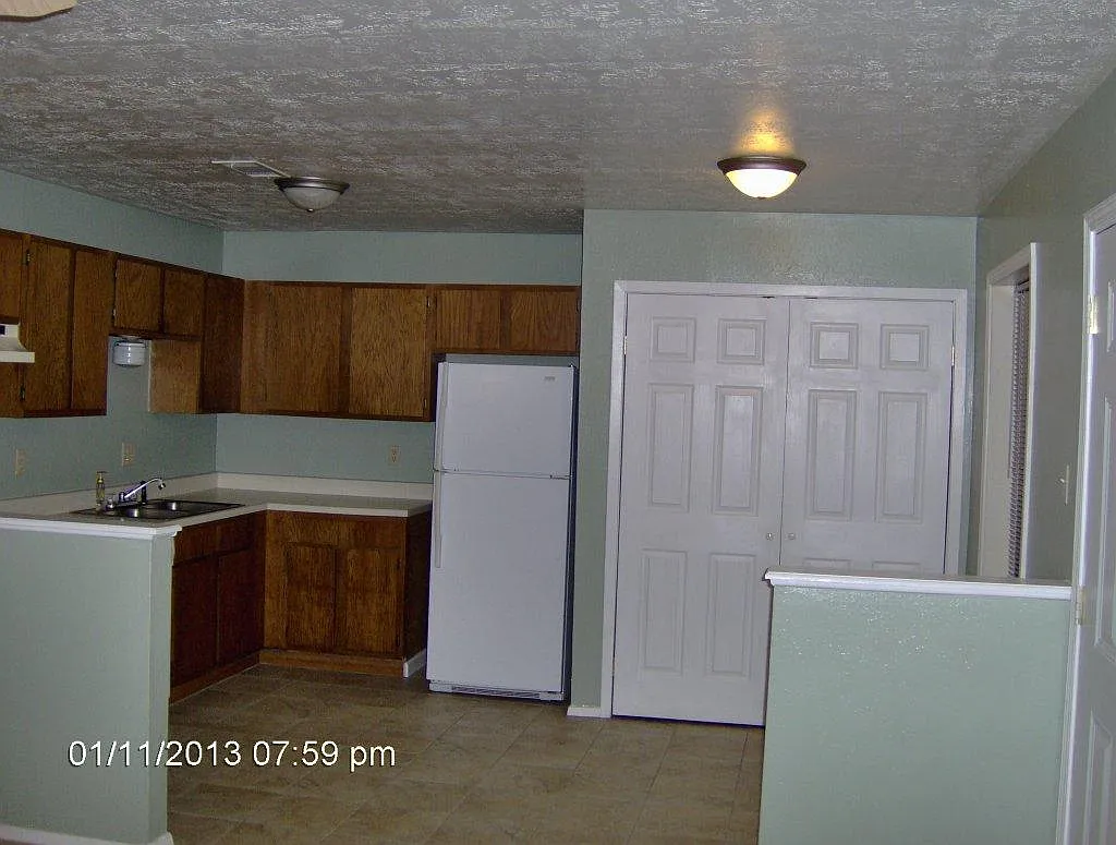San Pedro Dr, College Station — Photo 4