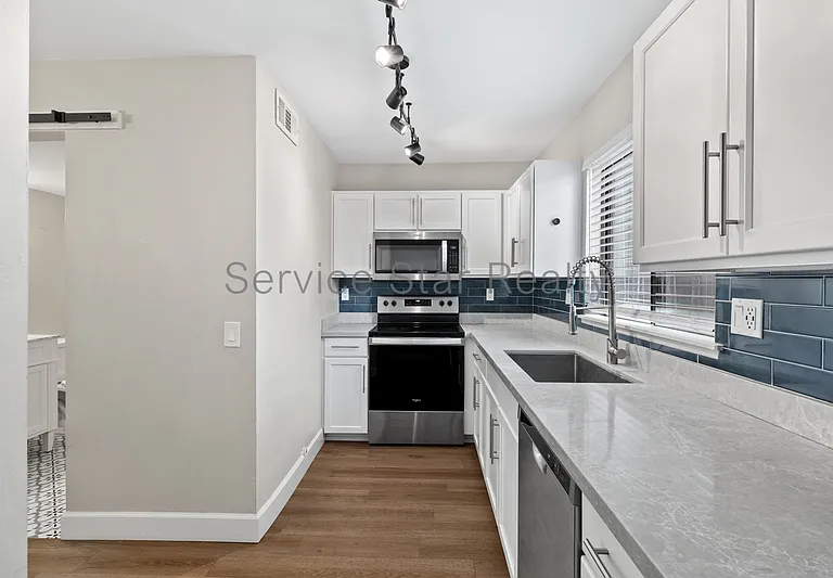 3501 N 64th St #26 — Photo 11