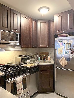1st image of 168 W 77th St #3B