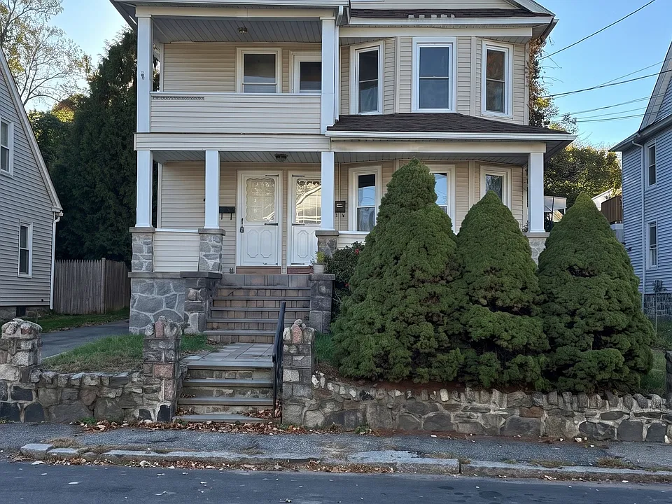158 Beechwood Ave #2