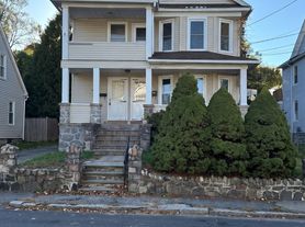 158 Beechwood Ave, Torrington, CT