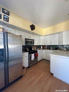 81 Seaview Avenue, Staten Island, NY, 10304