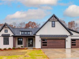 776 Chancellor Dr SW, Grandville, MI 49418