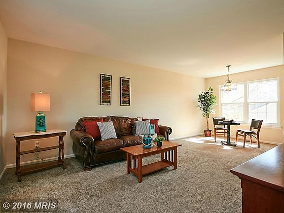 4th image of 1475 Kingstream Dr