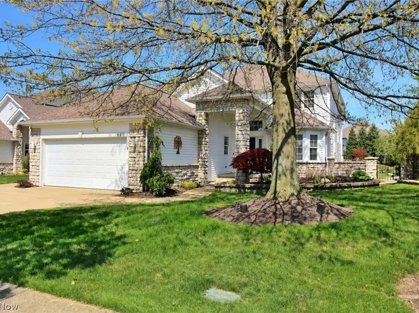 441 W Glengary Cir, Highland Heights, OH 44143