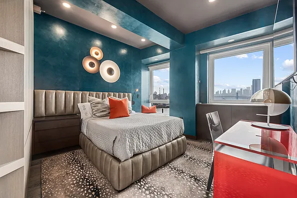 Rented by Douglas Elliman | media 7