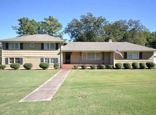 405 Glencoe Rd SE, Huntsville, AL 35802