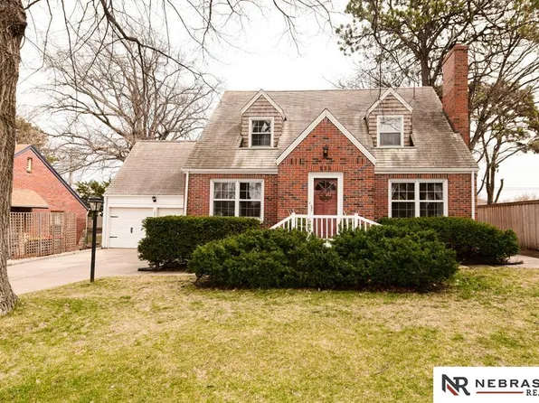 224 S Cotner Blvd, Lincoln, NE 68510