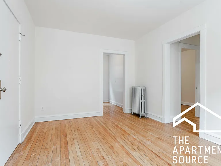 2649 N Spaulding Ave #2W — Photo 4