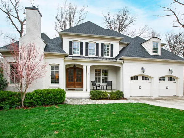 2635 Lakeview Dr, Raleigh, NC 27609