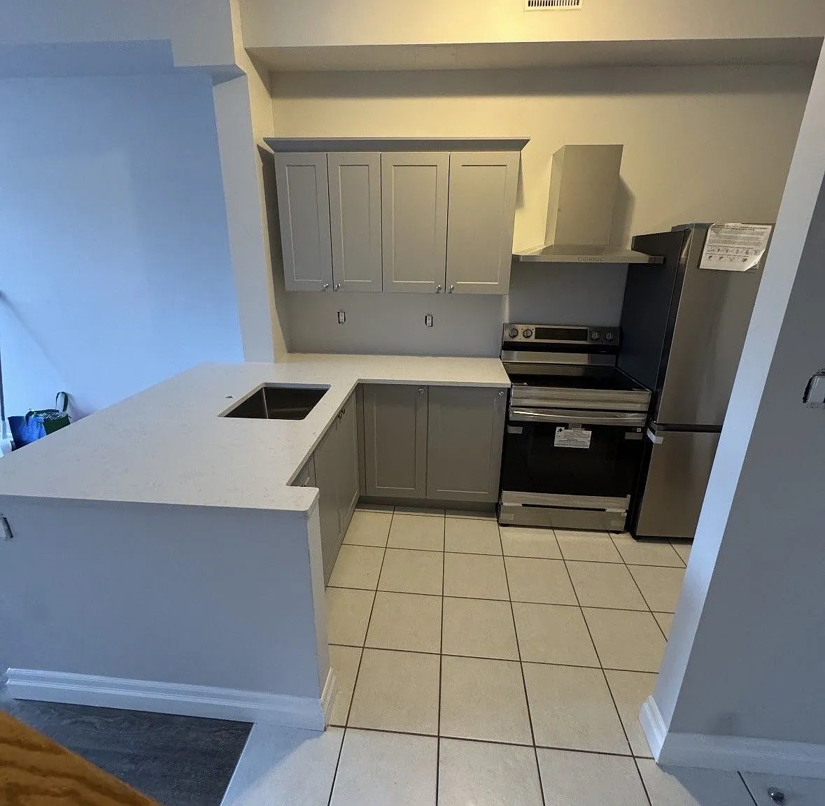 2 bed, $2,300 — Photo 4