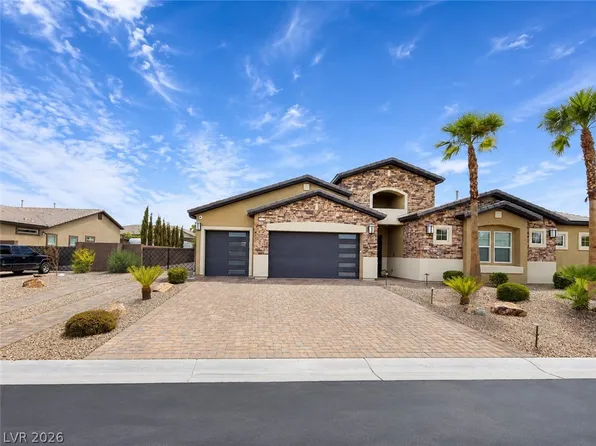 327 Castle Wynd Ave, Las Vegas, NV 89183