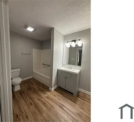 1821 Squire Ct — Photo 4