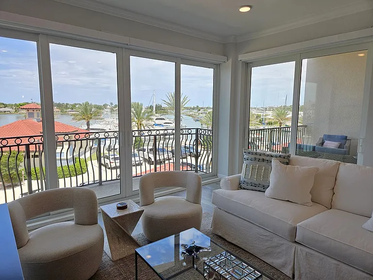 503 N Tamiami Trl #301 — Photo 20