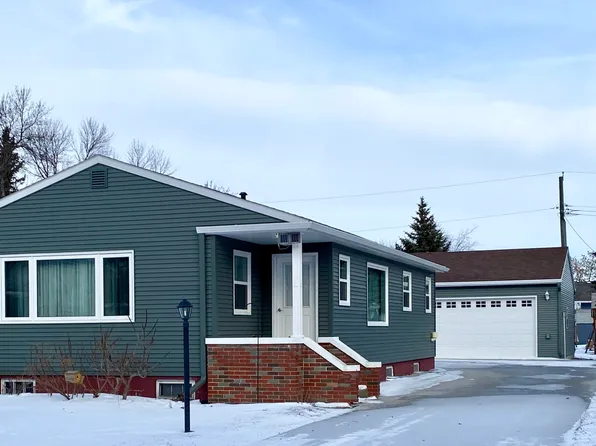 207 12th Ave, Langdon, ND 58249