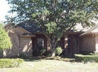 2415 Westpark Way Cir, Euless, TX 76040