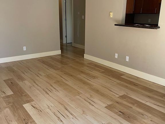 2nd image of 1016 6th Ave N APT 102