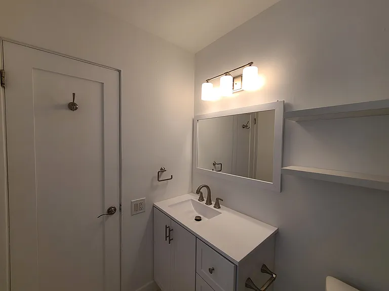 3913 NE 21st Ave #4 — Photo 20