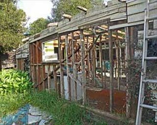 4th image of 220 N Soledad St